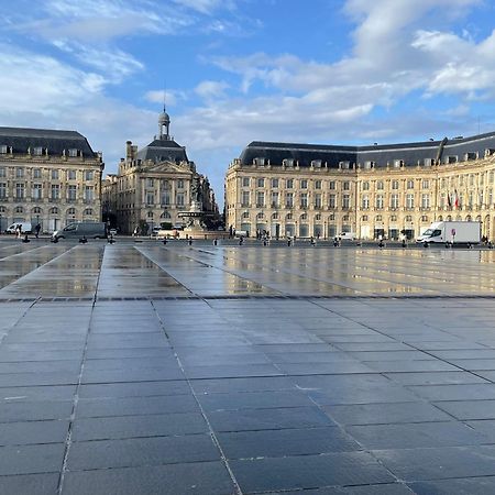 Le Charmant Quai Bourgeois Bordeaux Exterior foto